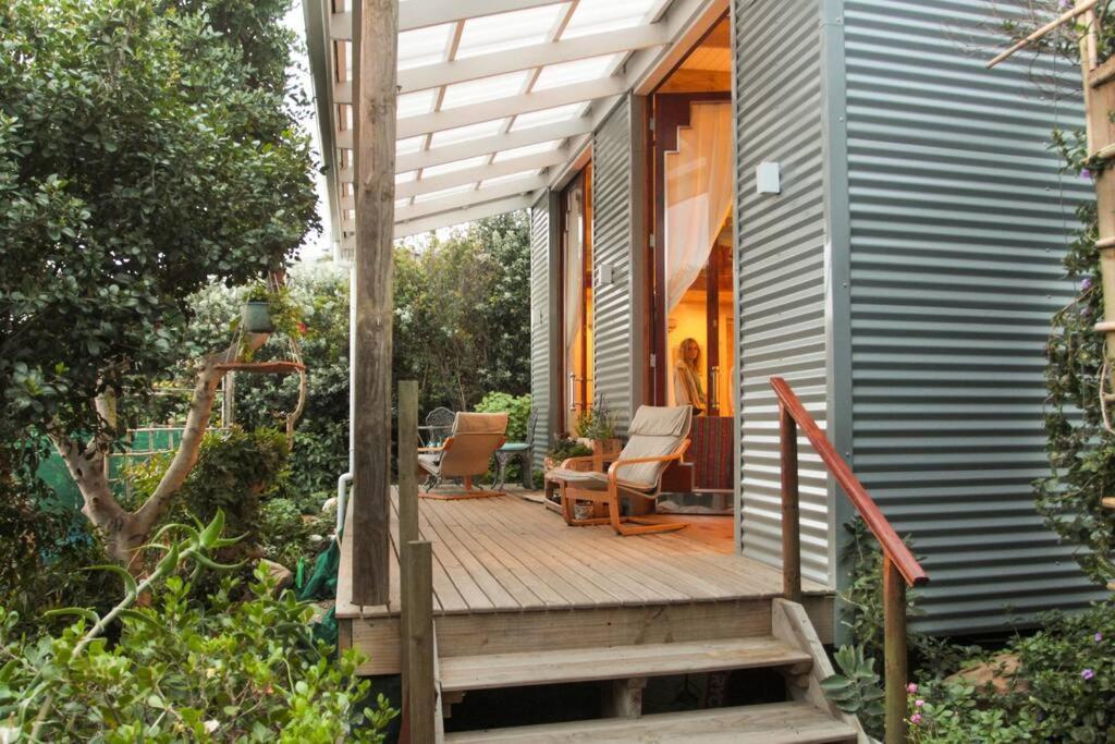 Quirky Eco-Friendly Artist Studio ケープタウン エクステリア 写真
